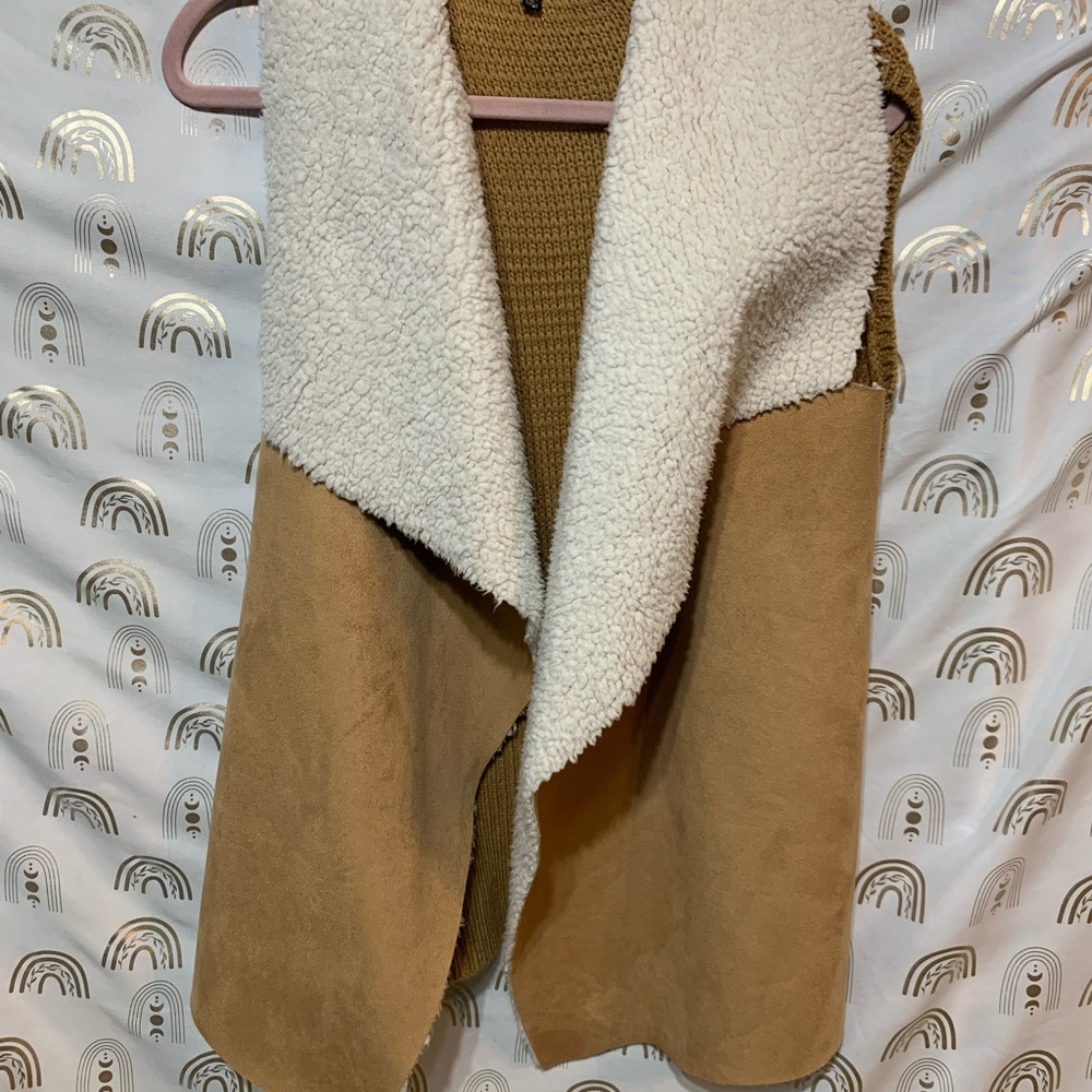 Absolutely Famous Tan and Cream Vest